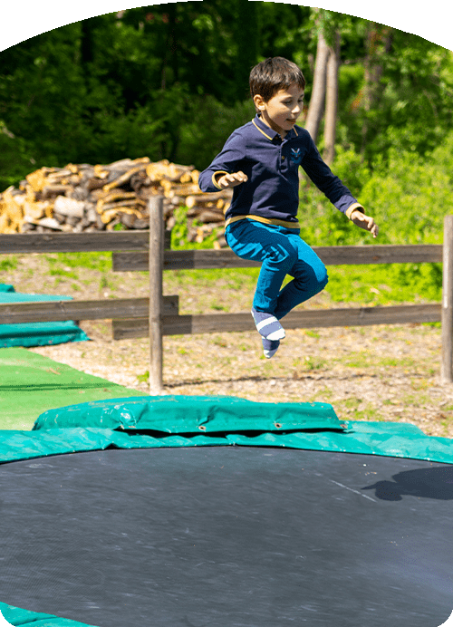 Trampolines-min